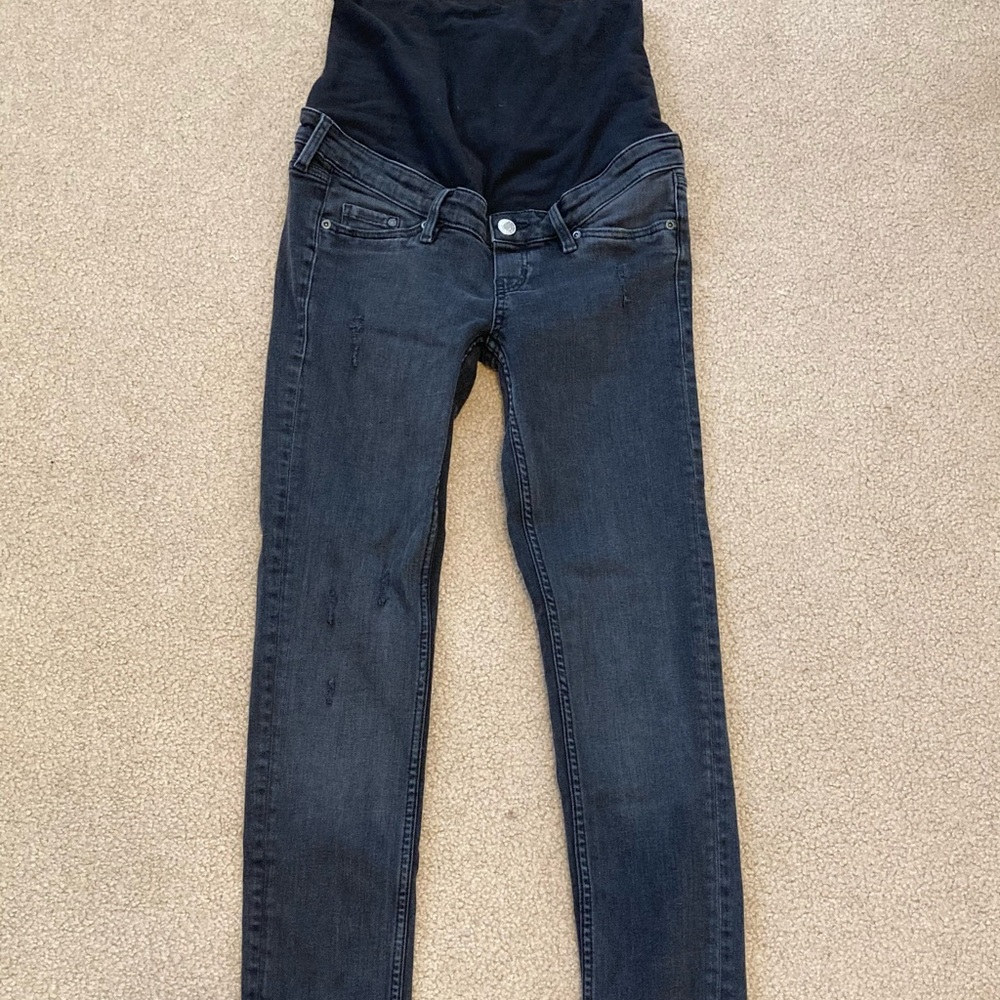 H&M mama black skinny jeans